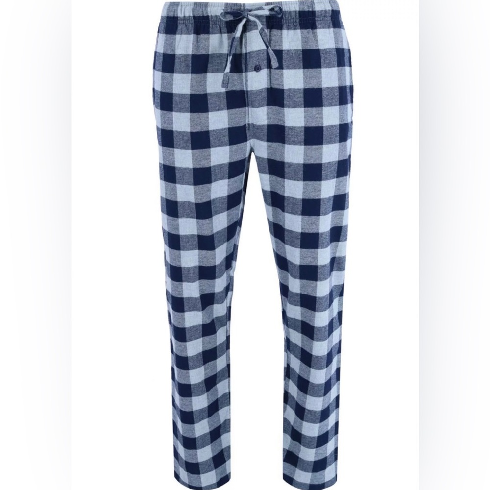 NWT Hanes Flannel Pajama Pants Men 
I only have size large left